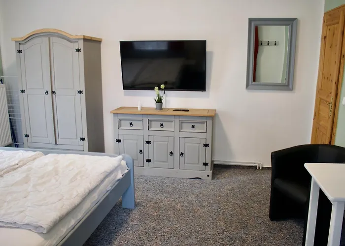 Strandvogtei Sellin - Ferienwohnung 1 - Gemuetliches Apartment In Zentraler Lage